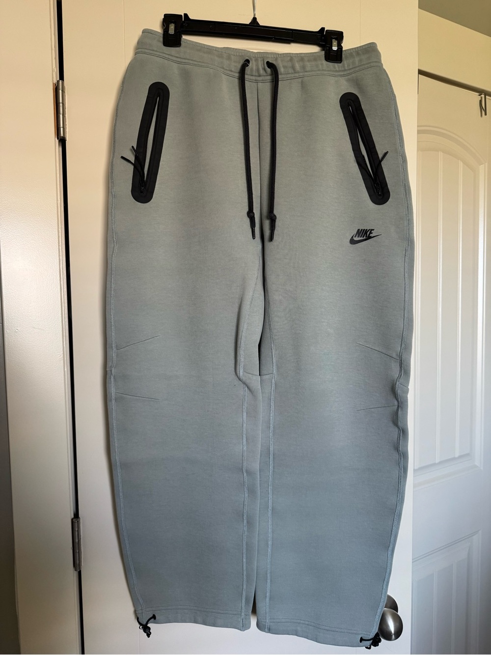 Men’s Nike Tech Open-Hem Fleece pants